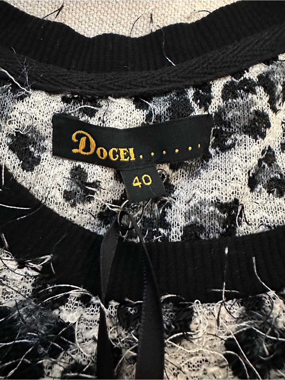 NWT DOCEI Black/White Eyelash Leopard Contrast Pleated Back Blouse Size S/M - Picture 2 of 9